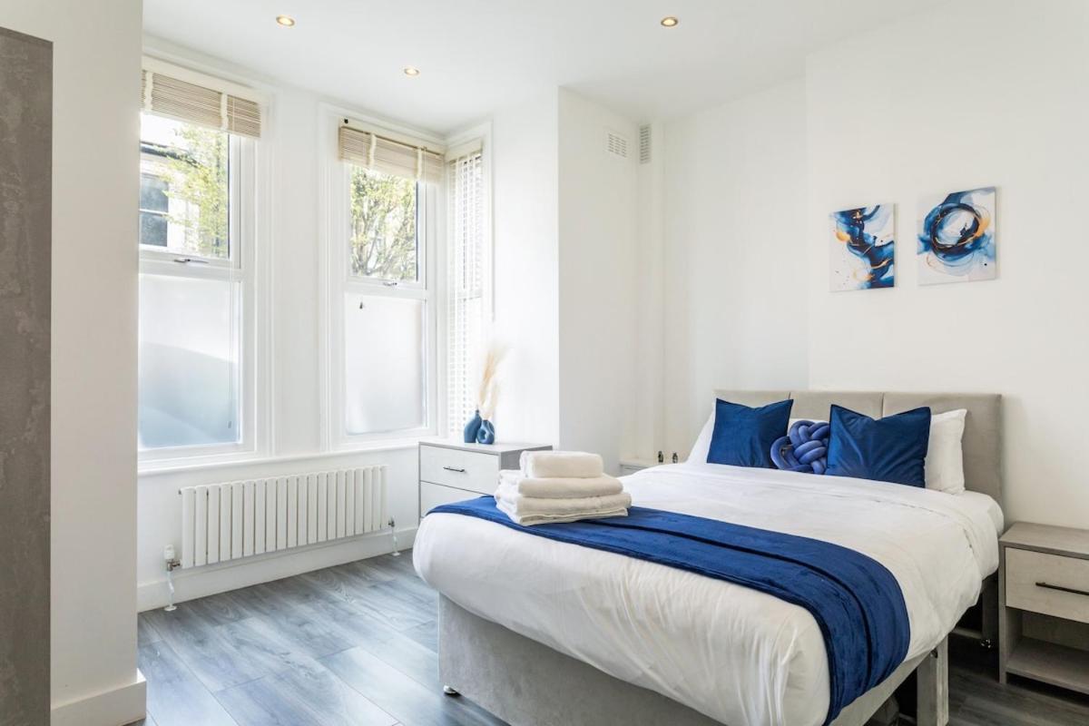 شقة Stylish 2-Bed Flat In The Heart Of West Hampstead لندن المظهر الخارجي الصورة