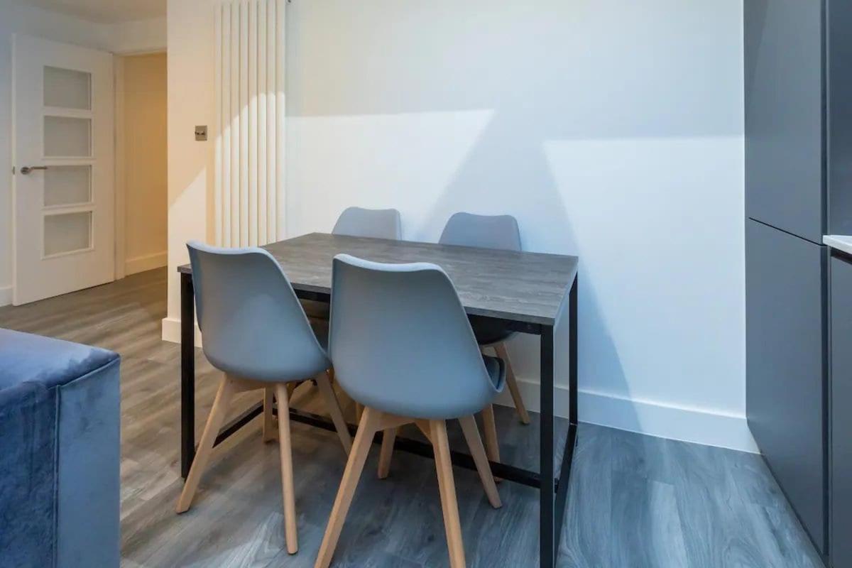 شقة Stylish 2-Bed Flat In The Heart Of West Hampstead لندن المظهر الخارجي الصورة