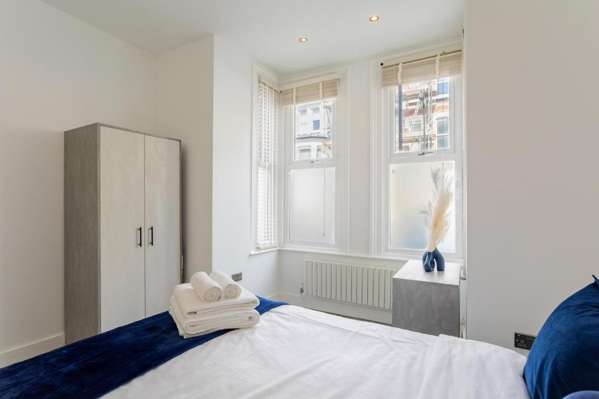 شقة Stylish 2-Bed Flat In The Heart Of West Hampstead لندن المظهر الخارجي الصورة