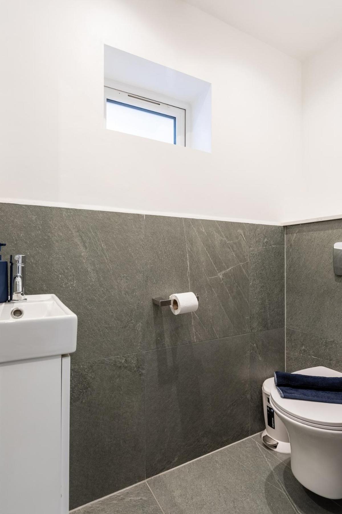 شقة Stylish 2-Bed Flat In The Heart Of West Hampstead لندن المظهر الخارجي الصورة